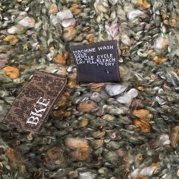 BKE Sweater - Picture 6 of 10